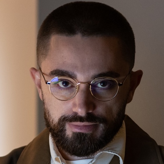 overwork before project deadline casual man progr 2021 12 09 09 23 49 utc cropped.jpg